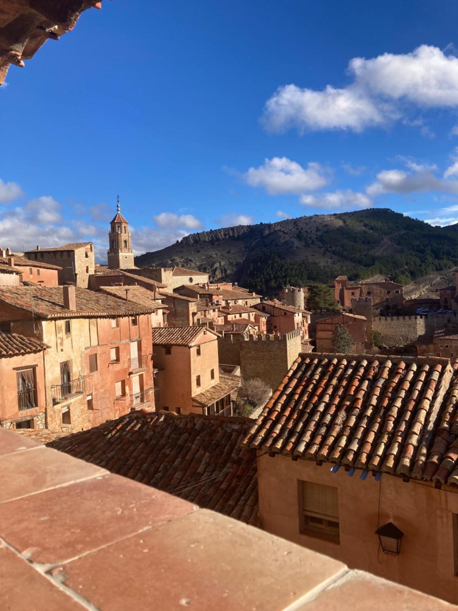 Casa Victor Lägenhet Albarracín Exteriör bild
